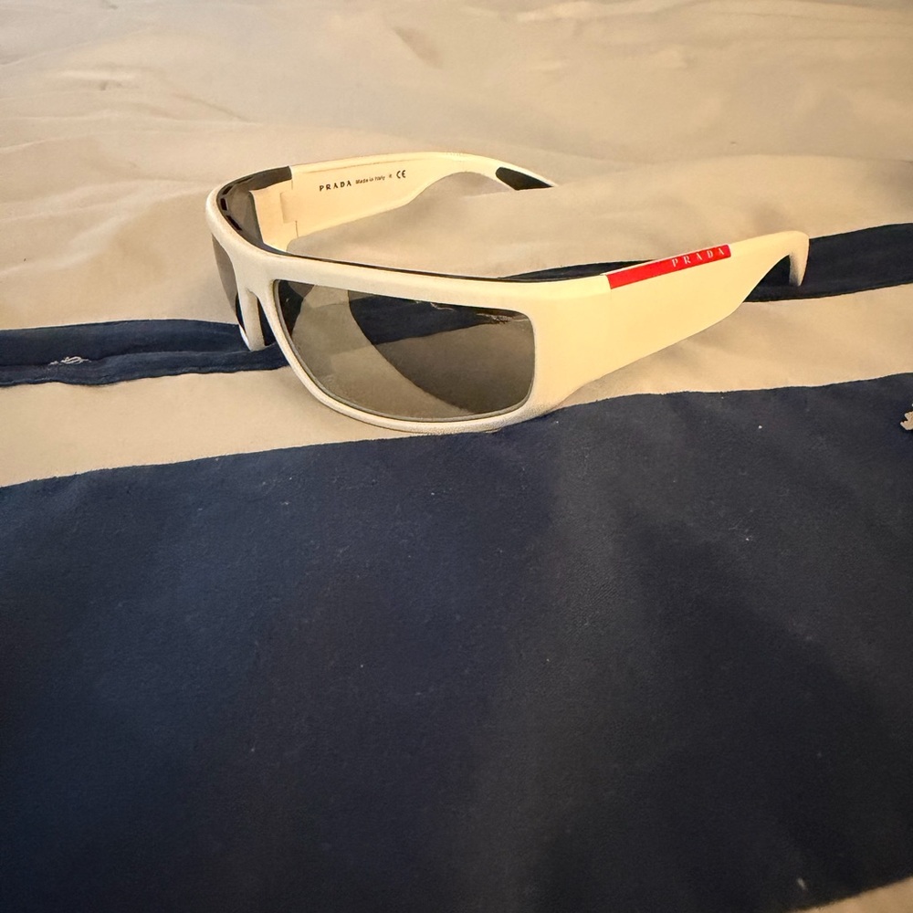 Men’s sunglasses